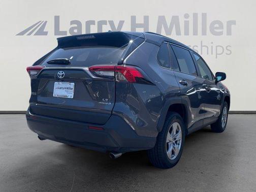 2022 Toyota RAV4 Hybrid LE