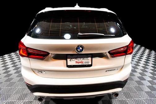 2021 BMW X1 xDrive28i