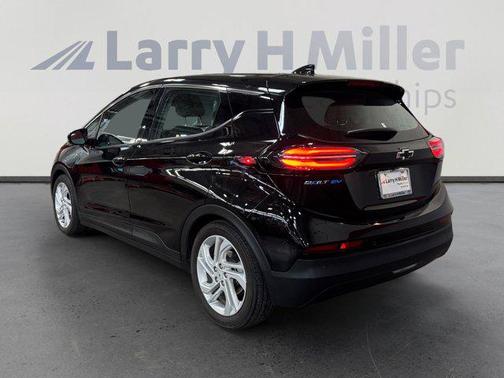 Mosaic Black Metallic 2023 Chevrolet Bolt EV 1LT