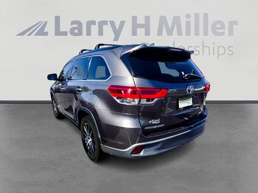 2018 Toyota Highlander SE