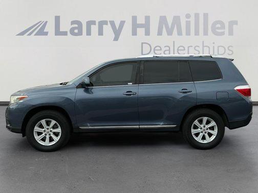 2013 Toyota Highlander SE