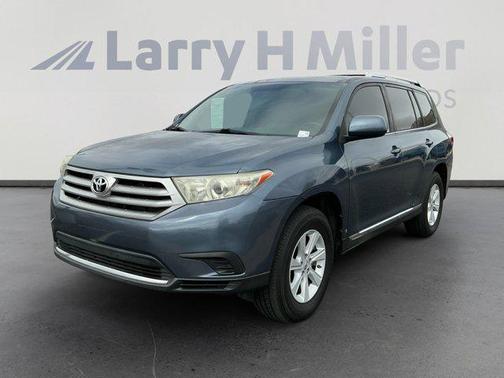 2013 Toyota Highlander SE