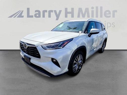 2022 Toyota Highlander Platinum