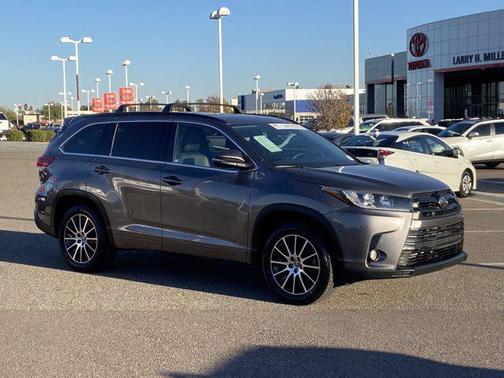2018 Toyota Highlander SE