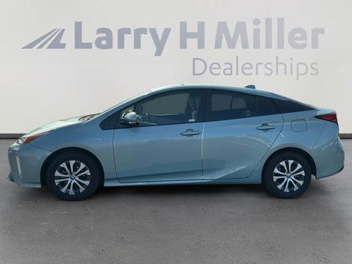 2020 Toyota Prius XLE
