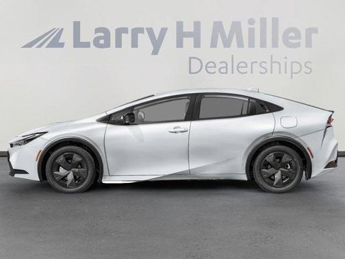 2025 Toyota Prius XLE