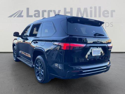 2023 Toyota Sequoia Platinum