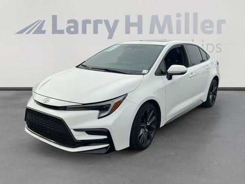 Wind Chill Pearl 2024 Toyota Corolla XSE