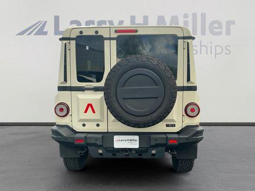 2024 INEOS Grenadier AWD