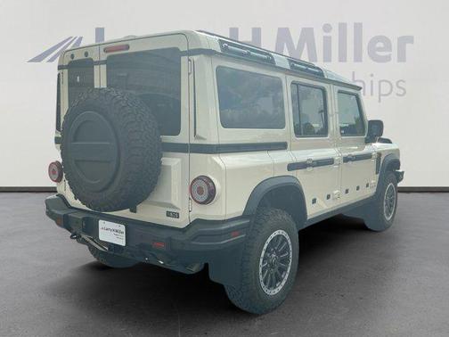 2024 INEOS Grenadier AWD