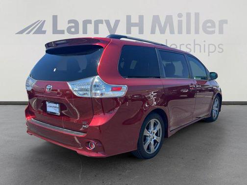 2017 Toyota Sienna SE