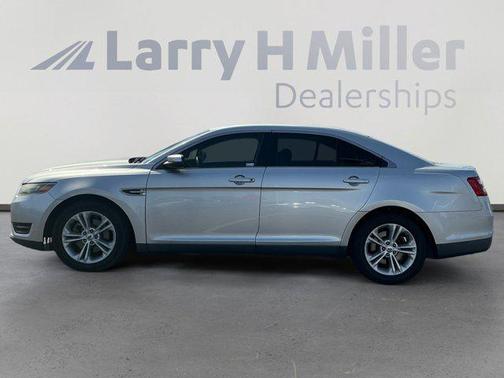 2016 Ford Taurus SEL