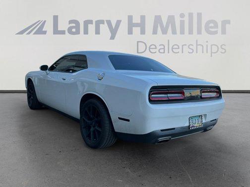 2017 Dodge Challenger SXT