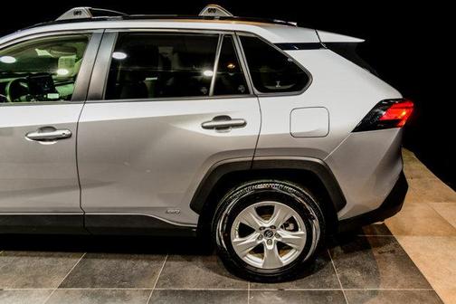2019 Toyota RAV4 Hybrid XLE