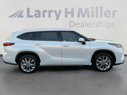 2022 Toyota Highlander Limited