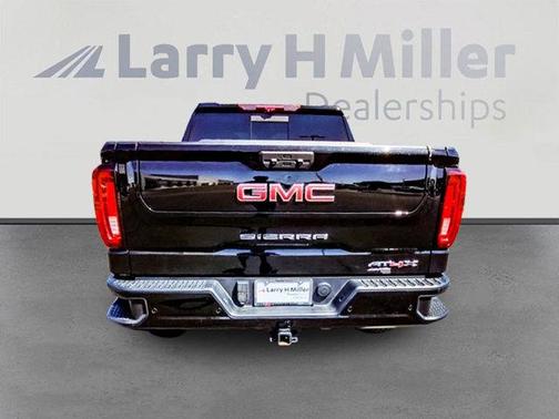 2022 GMC Sierra 1500 AT4X