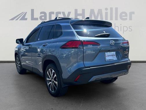 2025 Toyota Corolla Cross XLE