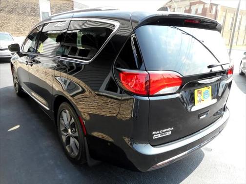 2017 Chrysler Pacifica Limited