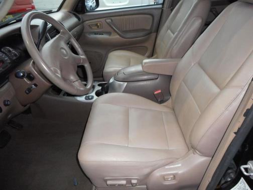2001 Toyota Sequoia Limited