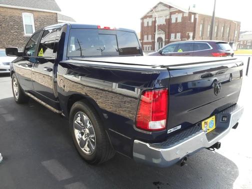 True Blue Pearlcoat 2017 RAM 1500 Big Horn