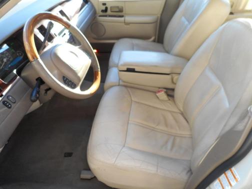 2004 Lincoln Town Car Ultimate