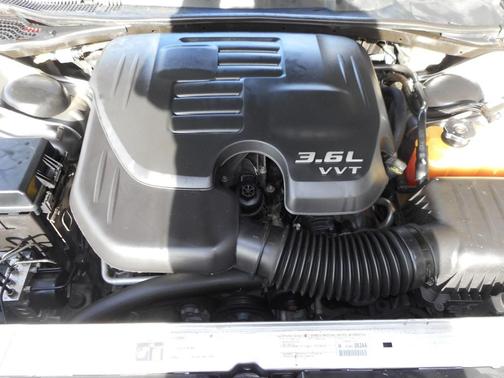 2014 Dodge Challenger SXT