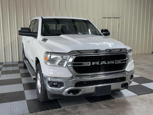 Bright White Clearcoat 2020 RAM 1500 Big Horn/Lone Star