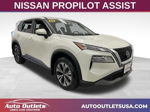 White 2023 Nissan Rogue SV