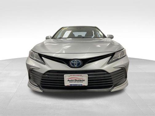 Celestial Silver Metallic 2021 Toyota Camry Hybrid LE