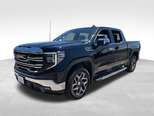 Onyx Black 2022 GMC Sierra 1500 SLT