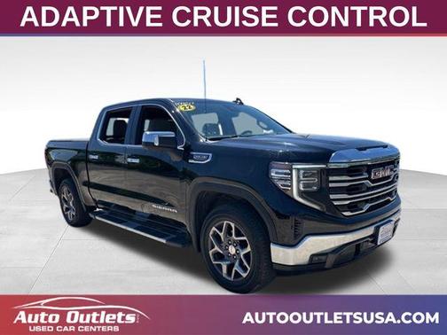 Onyx Black 2022 GMC Sierra 1500 SLT