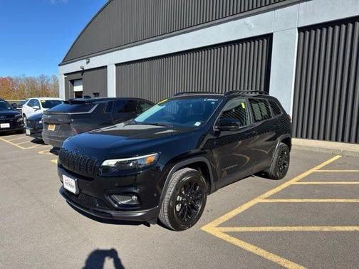 2023 Jeep Cherokee Altitude Lux