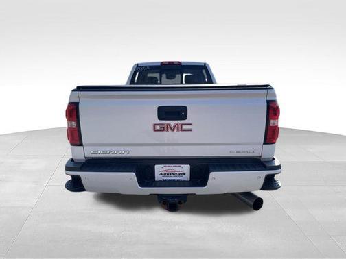White Frost Tri-Coat 2019 GMC Sierra 3500 Denali