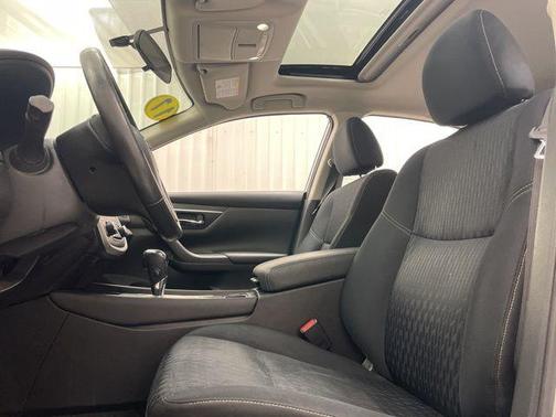 2017 Nissan Altima 2.5 SV