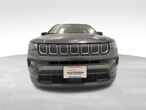 Granite Crystal Clearcoat Metallic 2022 Jeep Compass Latitude Lux