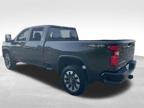 2022 Chevrolet Silverado 2500 Custom