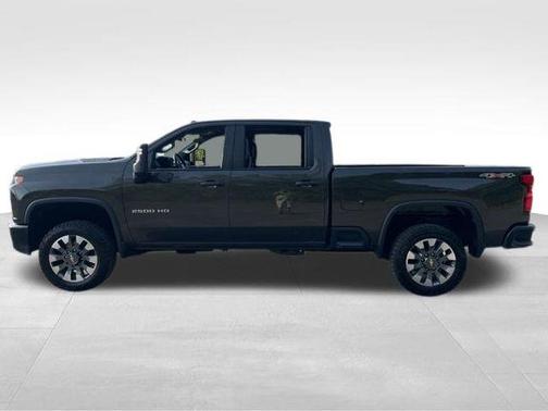 2022 Chevrolet Silverado 2500 Custom