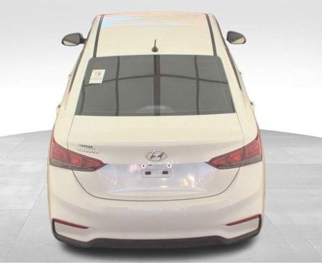 2022 Hyundai Accent SE