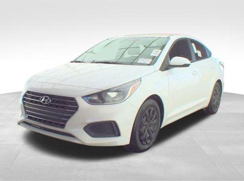 2022 Hyundai Accent SE