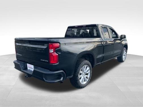 Black 2022 Chevrolet Silverado 1500 Limited Custom