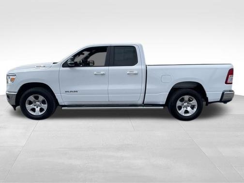 Bright White Clearcoat 2022 RAM 1500 Big Horn