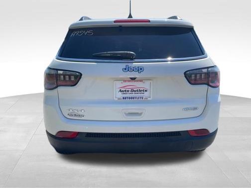 White Clearcoat 2018 Jeep Compass Latitude