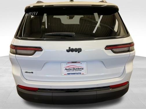 2024 Jeep Grand Cherokee L Laredo