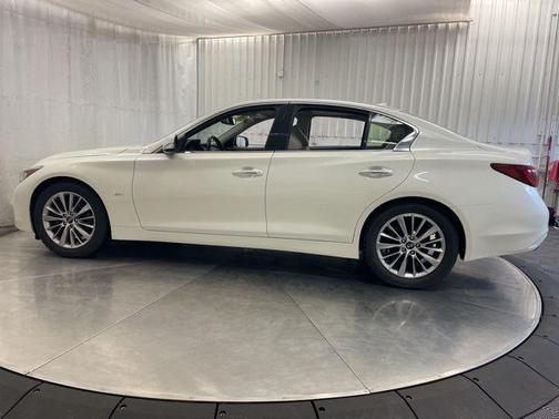 Majestic White 2018 INFINITI Q50 3.0t LUXE