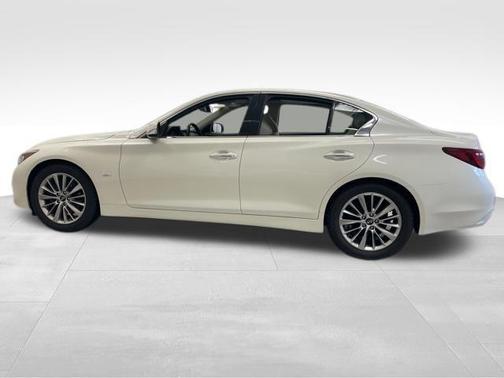 Majestic White 2018 INFINITI Q50 3.0t LUXE