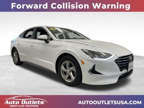 Quartz White 2022 Hyundai SONATA SE