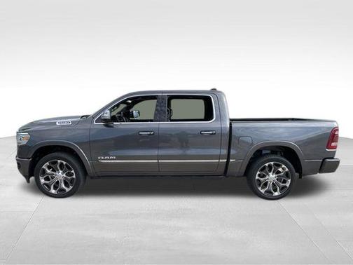 Granite Crystal Clearcoat Metallic 2022 RAM 1500 Limited