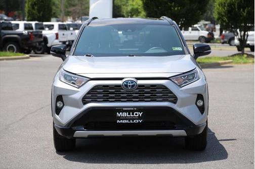 2020 Toyota RAV4 Hybrid SE