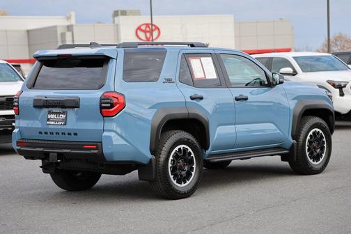 2025 Toyota 4Runner TRD Off Road