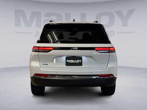 Bright White Clearcoat 2023 Jeep Grand Cherokee 4xe Base